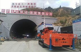 優(yōu)博林SD868-2在為中鐵隧道局鄭萬項(xiàng)目做超前地質(zhì)預(yù)報(bào)施工