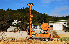 AK360×2廣東汕頭大學工地施工現場