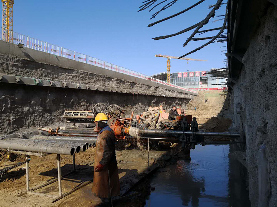 北京大興國際機場地下通道施工現場(圖3)