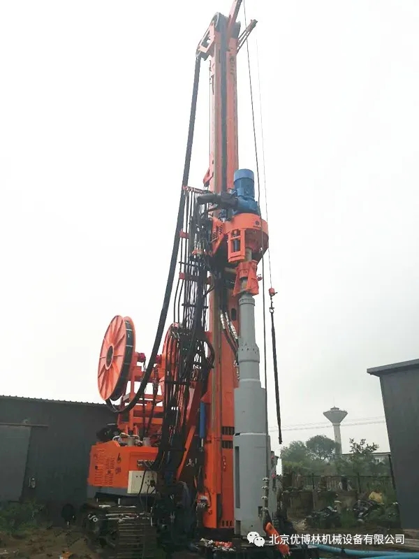 優(yōu)博林AK360×2新型鉆機(jī)(圖1)